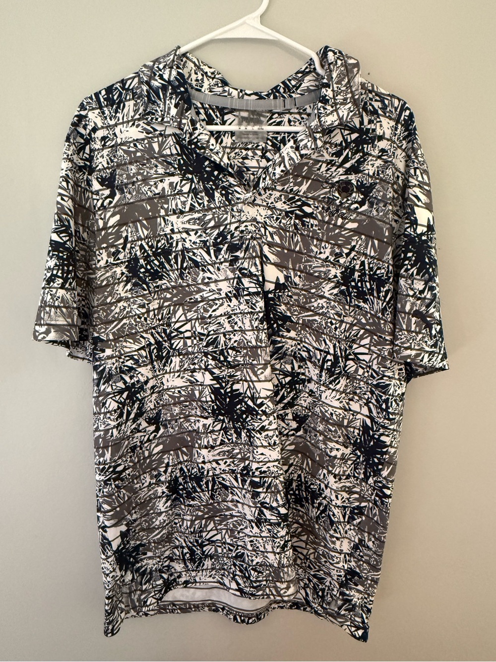 Puma Men's Medium Black, White & Gray Tropical Golf Polo